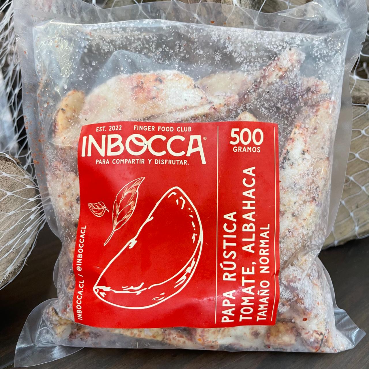 PAPAS FRITAS RUSTICAS TOMATE ALBAHACA