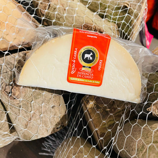 QUESO CABRA MADURADO PREMIUM.